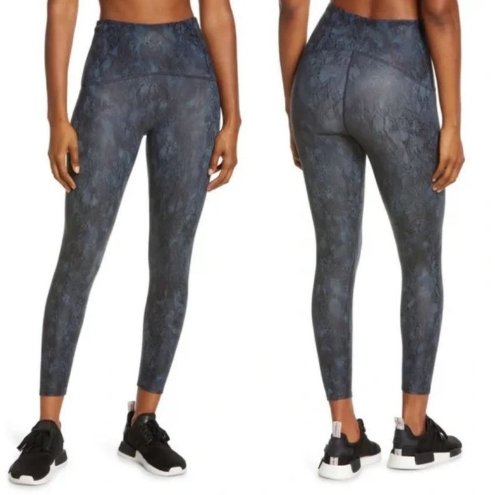 NWOT Spanx Navy Reptile 7/8 High Waist Leggings 50248R Limited Edition Small